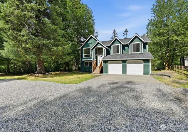 Photo 2 of Single family home for sale at 18313 437th Drive Se, Gold Bar, WA 98251 | MLS# NWM2552675 | Listing updated on 2026-09-22
