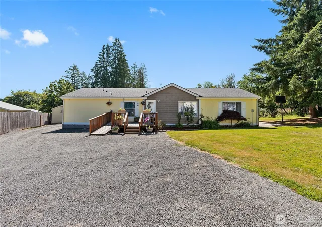 Manufactured home for sale at 795 King, Winlock, WA 98596 | MLS# NWM2552678