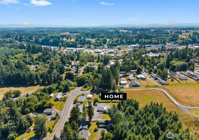 Photo 3 of Manufactured home for sale at 795 King, Winlock, WA 98596 | MLS# NWM2552678 | Listing updated on 2026-09-22
