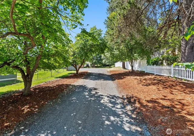 Photo 3 of Manufactured home for sale at 795 King, Winlock, WA 98596 | MLS# NWM2552678 | Listing updated on 2026-09-22