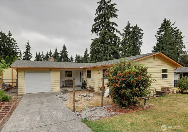 Photo 1 of Single family home for sale at 2346 Sw 339th Street, Federal Way, WA 98023 | MLS# NWM2552703 | Listing updated on 2026-09-24