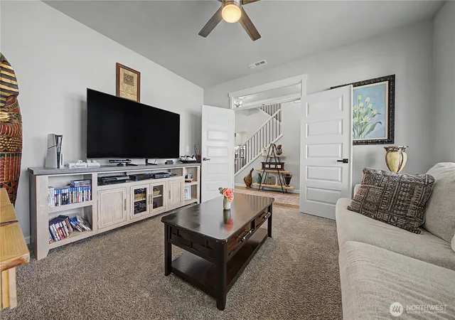 Photo 3 of Single family home for sale at 4717 W Thrush St, Moses Lake, WA 98837 | MLS# NWM2552704 | Listing updated on 2026-09-22