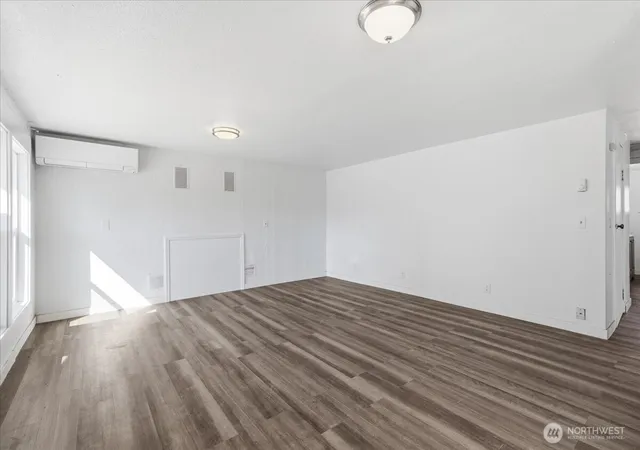 Photo 3 of Sale Pending at 213 W Kelso Ave, Electric City, WA 99123 | MLS# NWM2552711 | Listing updated on 2026-09-25