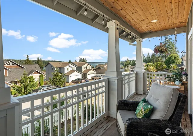 Photo 1 of Single family home for sale at 41 E Blackwell St, Allyn, WA 98524 | MLS# NWM2552719 | Listing updated on 2026-09-24