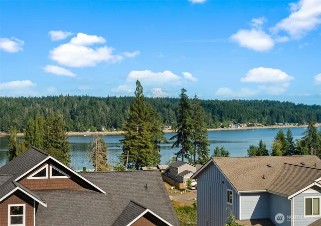 Photo 2 of Single family home for sale at 41 E Blackwell St, Allyn, WA 98524 | MLS# NWM2552719 | Listing updated on 2026-09-24