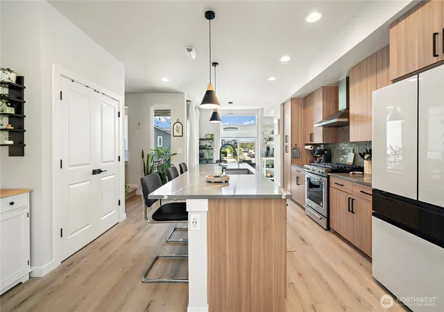 Photo 4 of Townhouse for sale at 17002 13th Avenue W #A6, Lynnwood, WA 98037 | MLS# NWM2552735 | Listing updated on 2026-09-28