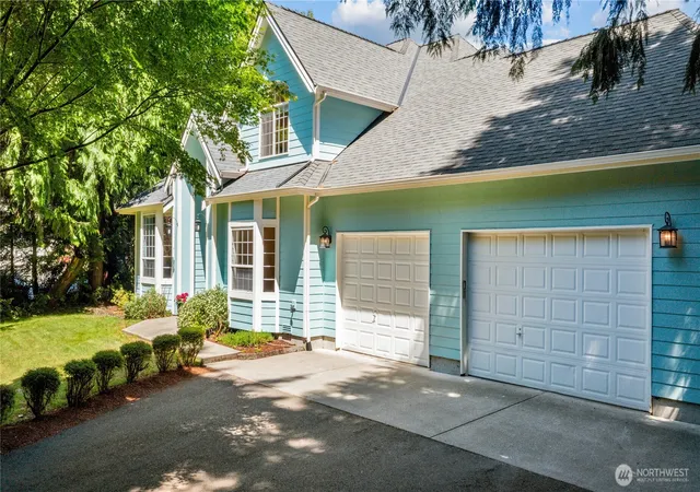 Photo 1 of Single family home for sale at 16104 Bay Ridge Dr Nw, Poulsbo, WA 98370 | MLS# NWM2552747 | Listing updated on 2026-09-28