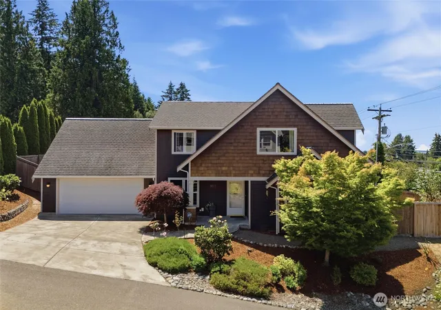 Photo 1 of Single family home for sale at 1601 Ne Sarai Ct, Bremerton, WA 98310 | MLS# NWM2552767 | Listing updated on 2026-09-23