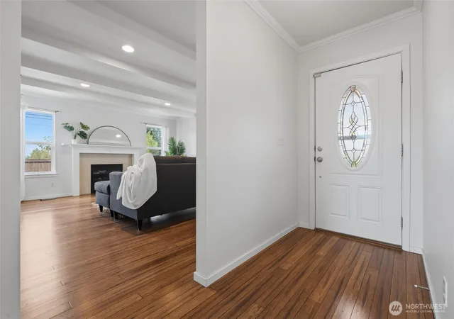 Photo 3 of Single family home for sale at 1601 Ne Sarai Ct, Bremerton, WA 98310 | MLS# NWM2552767 | Listing updated on 2026-09-23