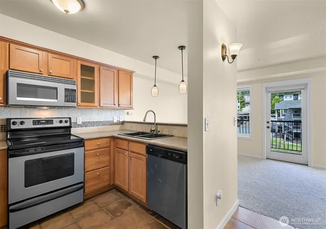 Photo 3 of Condo for sale at 680 32nd Street #C402, Bellingham, WA 98225 | MLS# NWM2552791 | Listing updated on 2026-09-21
