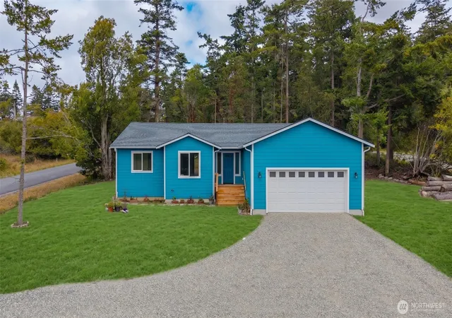 Photo 1 of Single family home for sale at 660 El Pozo St, Coupeville, WA 98239 | MLS# NWM2552797 | Listing updated on 2026-10-03