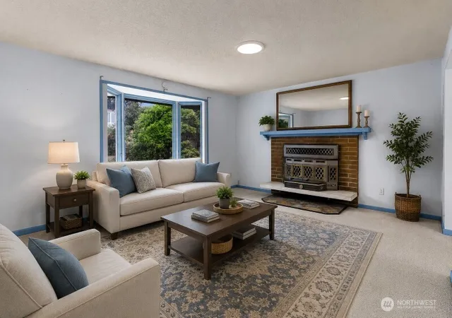 Photo 2 of Sale Pending at 3244 224th Place Sw, Brier, WA 98036 | MLS# NWM2552814 | Listing updated on 2026-09-20