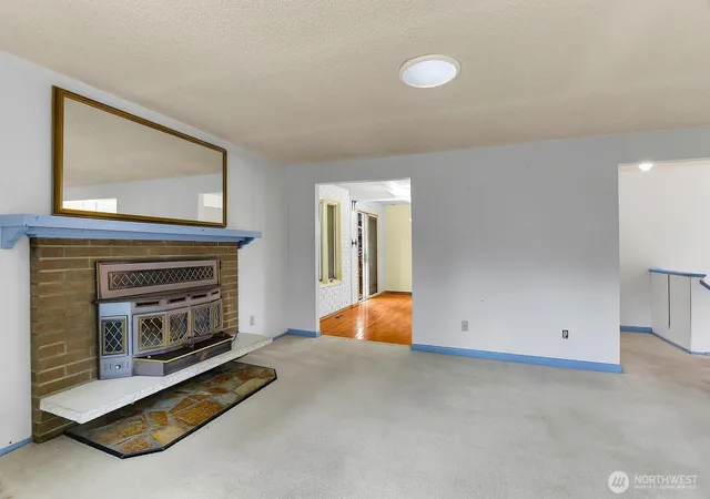 Photo 3 of Sale Pending at 3244 224th Place Sw, Brier, WA 98036 | MLS# NWM2552814 | Listing updated on 2026-09-20