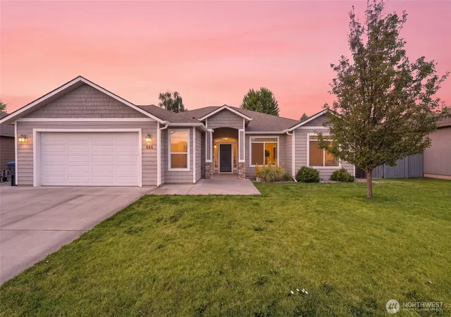 Photo 1 of Single family home for sale at 886 Boulder St, Walla Walla, WA 99362 | MLS# NWM2552815 | Listing updated on 2026-09-22