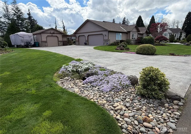 Photo 3 of Single family home for sale at 9801 NE 176th Street, Battle Ground, WA 98604 | MLS# NWM2552817 | Listing updated on 2026-09-22