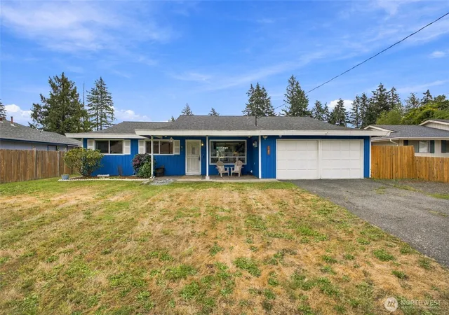 Photo 3 of Single family home for sale at 17401 SE 264th Street, Covington, WA 98042 | MLS# NWM2552845 | Listing updated on 2026-09-28
