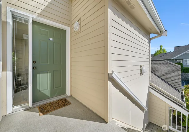Photo 4 of Condo for sale at 5064 Festival Blvd #2D, Bellingham, WA 98226 | MLS# NWM2552849 | Listing updated on 2026-09-22