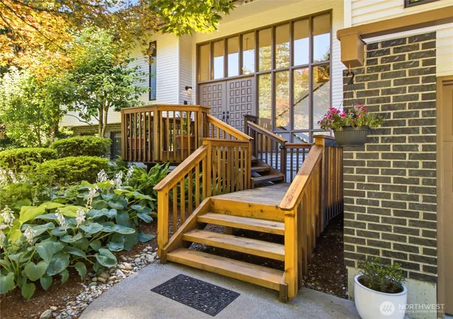 Photo 4 of Sale Pending at 21828 SE 254th Place, Maple Valley, WA 98038 | MLS# NWM2552869 | Listing updated on 2026-09-30