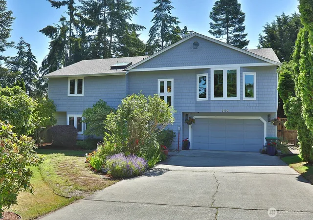 Photo 3 of Sale Pending at 2130 Fairway Ln, Oak Harbor, WA 98277 | MLS# NWM2552901 | Listing updated on 2026-09-24