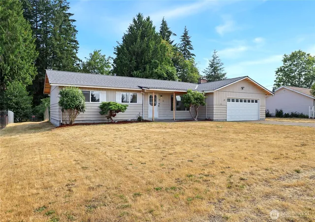 Photo 2 of Sale Pending at 194 May St W, Port Orchard, WA 98366 | MLS# NWM2552924 | Listing updated on 2026-09-21