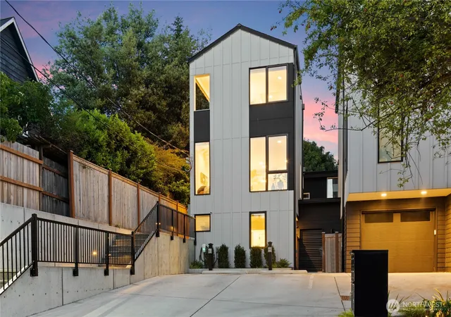 Photo 1 of Single family home for sale at 4218 Latona Ave Ne #2, Seattle, WA 98105 | MLS# NWM2552926 | Listing updated on 2026-09-26