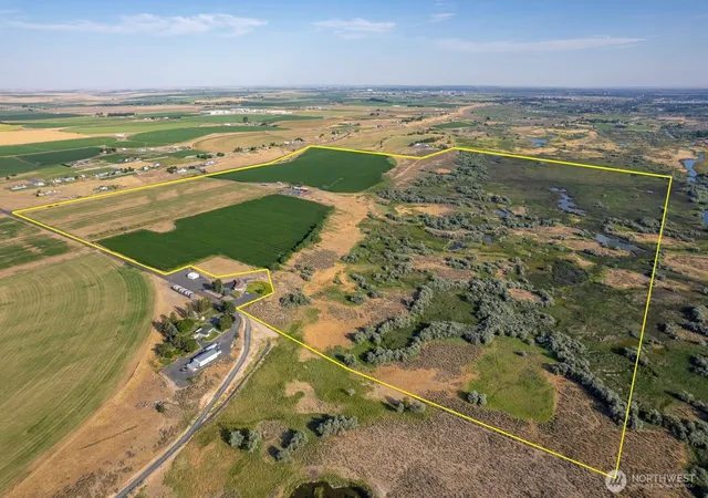 Photo 1 of Sale Pending at 8708 K Ne, Moses Lake, WA 98837 | MLS# NWM2552928 | Listing updated on 2026-09-22