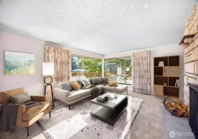 Photo 2 of Sale Pending at 41 Nw Doncee Dr, Bremerton, WA 98311 | MLS# NWM2552946 | Listing updated on 2026-09-25