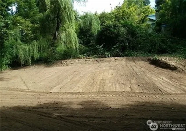 Photo 1 of Land for sale at 9401 Leroy Pl S, Seattle, WA 98118 | MLS# NWM2552981 | Listing updated on 2026-09-22