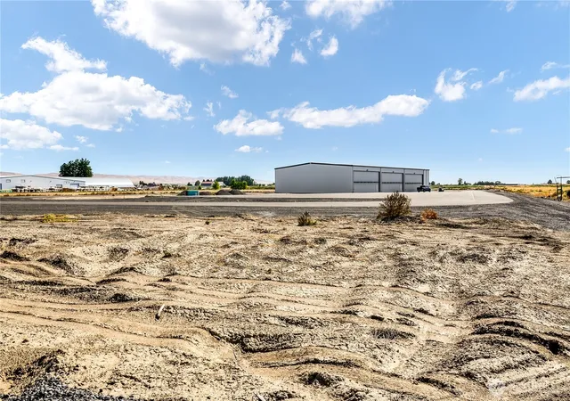 Photo 2 of Land for sale at 0 Sr 281 N #24, Quincy, WA 98848 | MLS# NWM2552998 | Listing updated on 2026-09-22