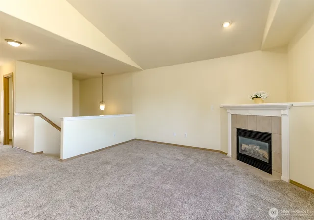 Photo 3 of Sale Pending at 16018 89th Avenue E, Puyallup, WA 98375 | MLS# NWM2553019 | Listing updated on 2026-09-30