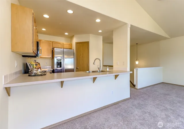 Photo 4 of Sale Pending at 16018 89th Avenue E, Puyallup, WA 98375 | MLS# NWM2553019 | Listing updated on 2026-09-30