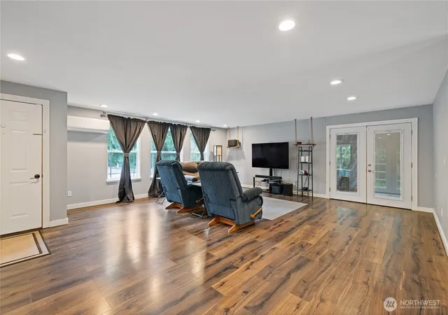 Photo 4 of Single family home for sale at 265 Easy St Rd, Silverlake, WA 98645 | MLS# NWM2553026 | Listing updated on 2026-09-22