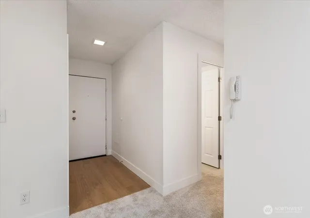 Photo 4 of Condo for sale at 14600 NE 32nd Street #I15, Bellevue, WA 98007 | MLS# NWM2553048 | Listing updated on 2026-09-30
