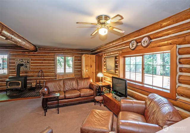 Photo 4 of Sale Pending at 879 9th Avenue, Fox Island, WA 98333 | MLS# NWM2553053 | Listing updated on 2026-09-25