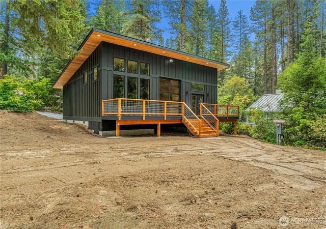 Photo 1 of Single family home for sale at 22401 Shetland Rd, Leavenworth, WA 98826 | MLS# NWM2553071 | Listing updated on 2026-09-26
