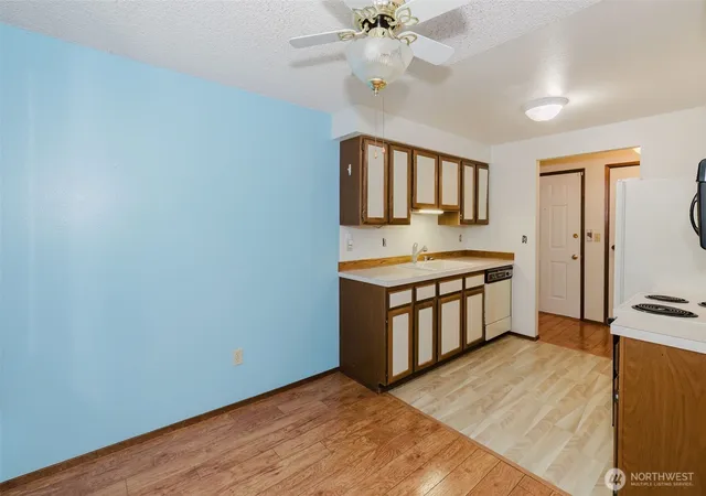 Photo 4 of Condo for sale at 3580 Narrows View Ln NE #103, Bremerton, WA 98310 | MLS# NWM2553087 | Listing updated on 2026-09-21