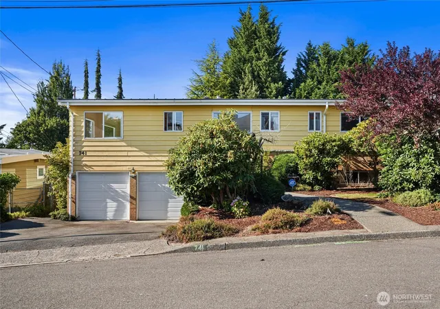 Photo 2 of Single family home for sale at 741 Hemlock St, Edmonds, WA 98020 | MLS# NWM2553206 | Listing updated on 2026-09-22