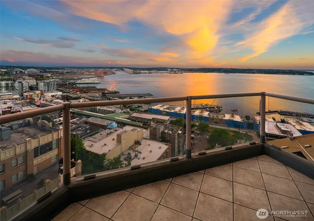 Photo 3 of Condo for sale at 2000 1st Avenue #2504, Seattle, WA 98121 | MLS# NWM2553209 | Listing updated on 2026-09-22