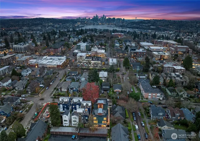 Photo 2 of Townhouse for sale at 1706 N B 47th St, Seattle, WA 98103 | MLS# NWM2553221 | Listing updated on 2026-10-02