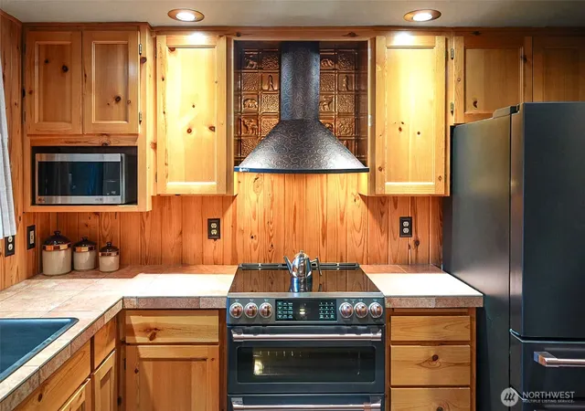 Photo 2 of Single family home for sale at 100 Alpine Ln, Easton, WA 98925 | MLS# NWM2553247 | Listing updated on 2026-09-22