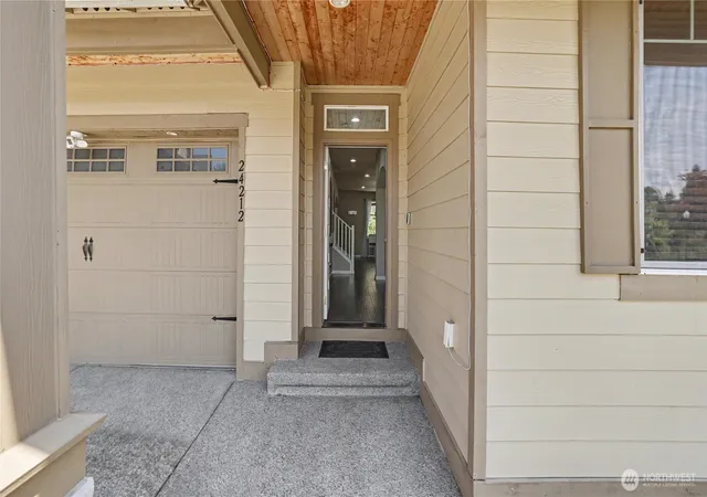 Photo 2 of Single family home for sale at 24212 114th Place Se, Kent, WA 98030 | MLS# NWM2553278 | Listing updated on 2026-09-22