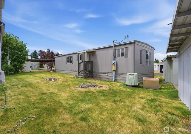 Photo 2 of Manufactured home for sale at 1709 Ne 78th Street #98, Vancouver, WA 98665 | MLS# NWM2553279 | Listing updated on 2026-09-21