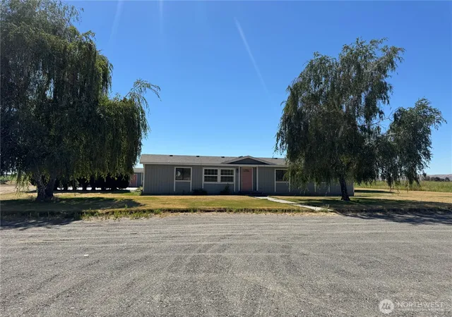 Photo 1 of Manufactured home for sale at 26037 Sw Road O, Mattawa, WA 99349 | MLS# NWM2553307 | Listing updated on 2026-09-22