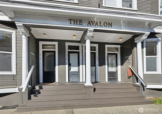 Photo 3 of Sale Pending at 201 N Commercial St, Bellingham, WA 98225 | MLS# NWM2553317 | Listing updated on 2026-09-29