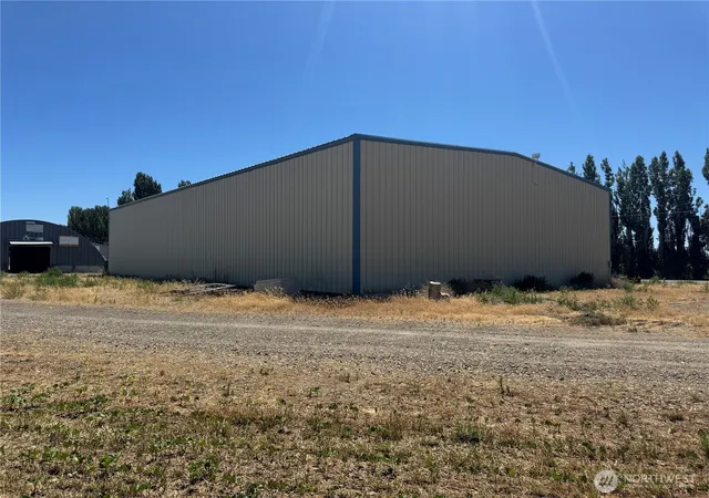Photo 3 of Sale Pending at 15602 SW Road 26, Mattawa, WA 99349 | MLS# NWM2553323 | Listing updated on 2026-09-25