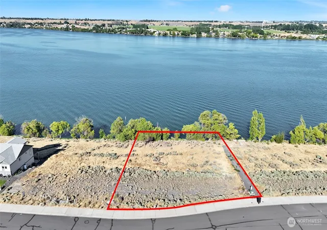 Photo 3 of Land for sale at 3973 Edwards Rd Ne, Moses Lake, WA 98837 | MLS# NWM2553351 | Listing updated on 2026-09-22