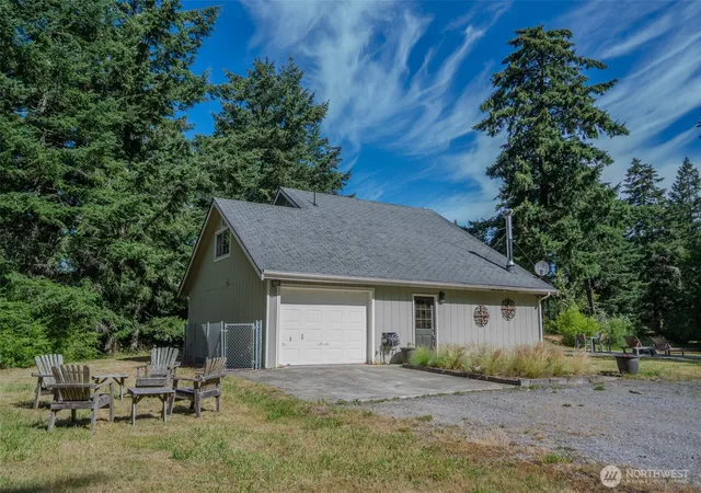 Photo 2 of Single family home for sale at 734 Swan Rd, Eastsound, WA 98245 | MLS# NWM2553355 | Listing updated on 2026-09-22