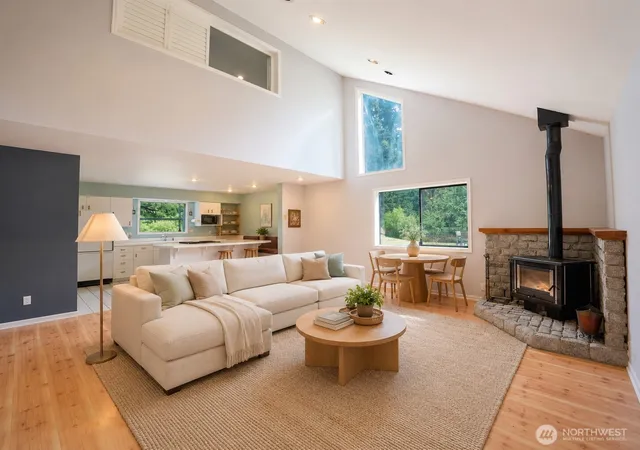Photo 4 of Single family home for sale at 734 Swan Rd, Eastsound, WA 98245 | MLS# NWM2553355 | Listing updated on 2026-09-22