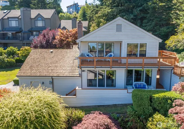 Photo 2 of Single family home for sale at 106 Chinook Ln, Steilacoom, WA 98388 | MLS# NWM2553388 | Listing updated on 2026-09-22