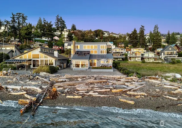 Photo 1 of Single family home for sale at 309 Seascape Dr, Camano Island, WA 98282 | MLS# NWM2553398 | Listing updated on 2026-09-22